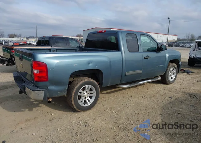 1GCRCREA3BZ296330: 44455452