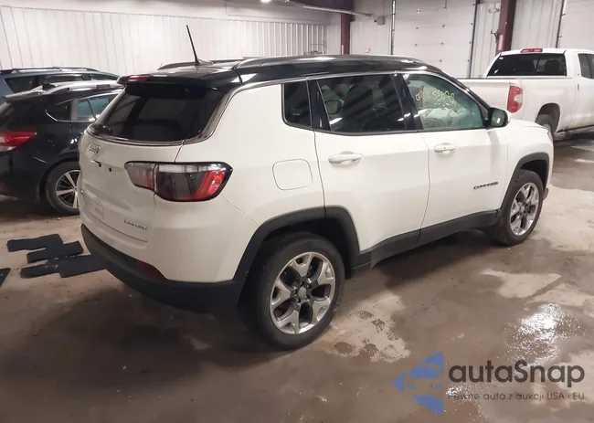 3C4NJDCB0MT516049: 44455478