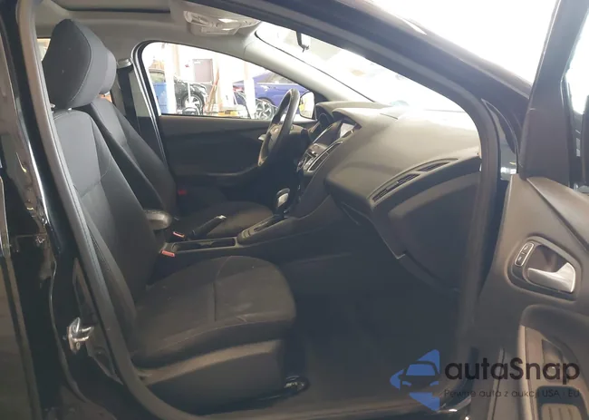 1FADP3H26HL235801: 44455668