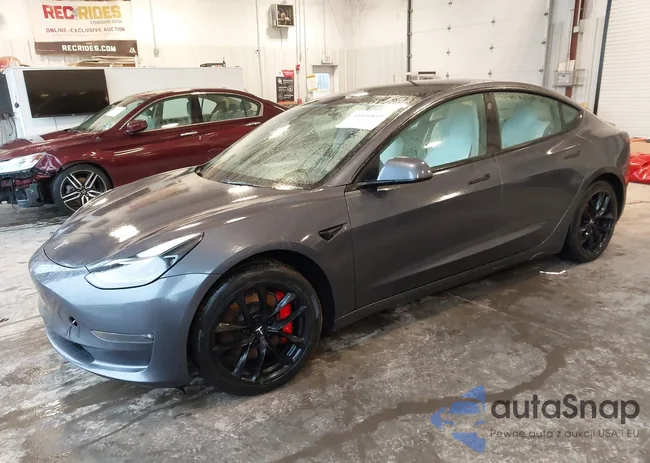 5YJ3E1EC4NF103910: 44456849