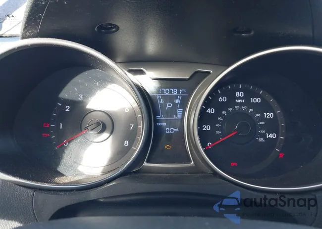 KMHTC6AD6CU045803: 44456860