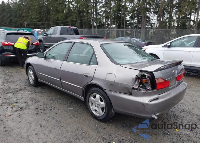 1HGCG1650YA068467: 44457019