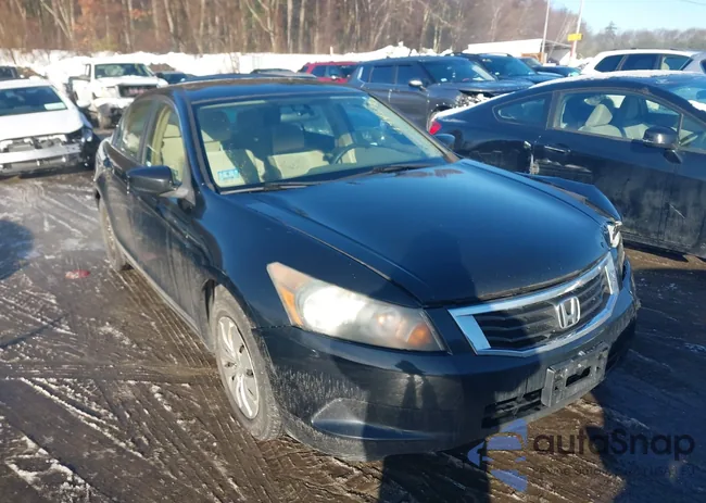 1HGCP26319A124597: 44457113