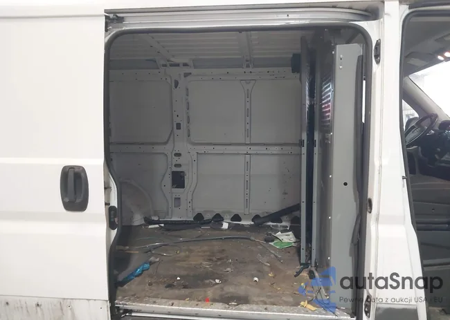 3C6TRVAG3GE132870: 44457134