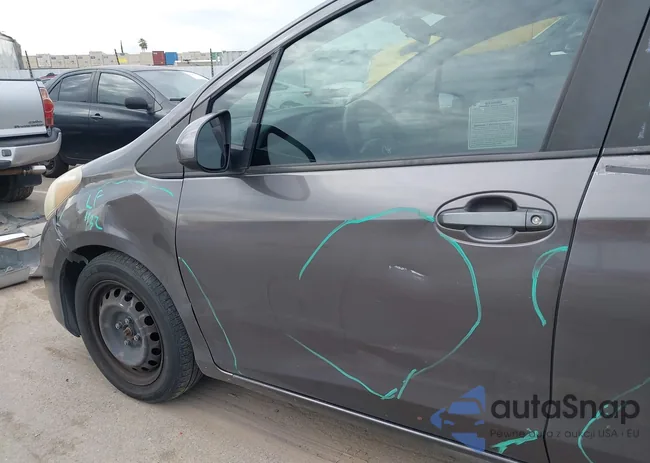 VNKKTUD3XFA044657: 44457198