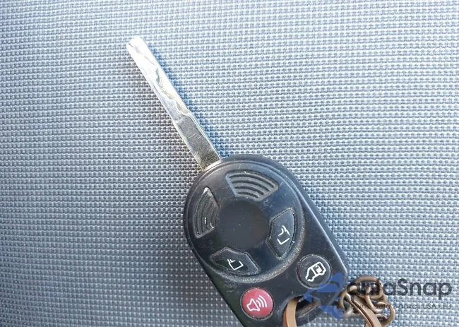 1FTYR1ZM1GKB03933: 44457317