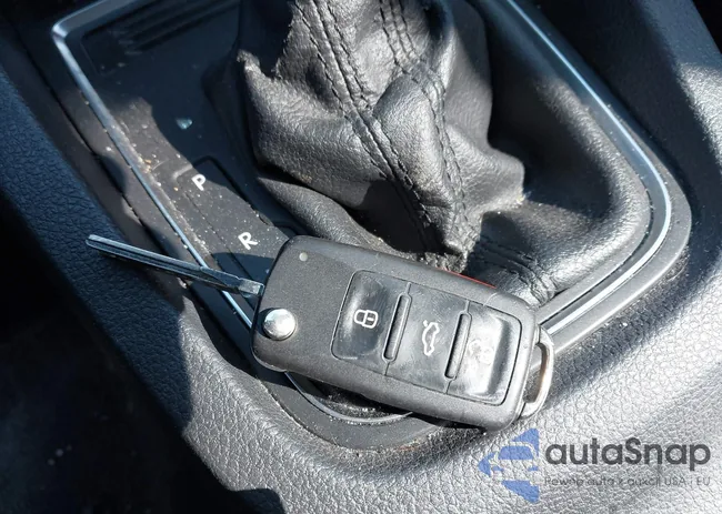 3VW2B7AJ5HM214880: 44456462