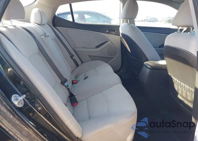 KNAGM4A71F5613534: 44456551