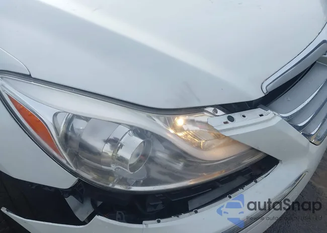 KMHGC4DDXDU214322: 44456616