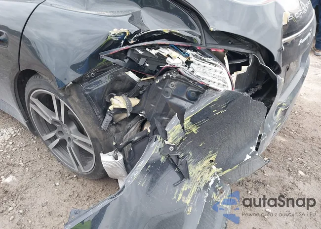 WP0AB2A75DL060558: 44456621