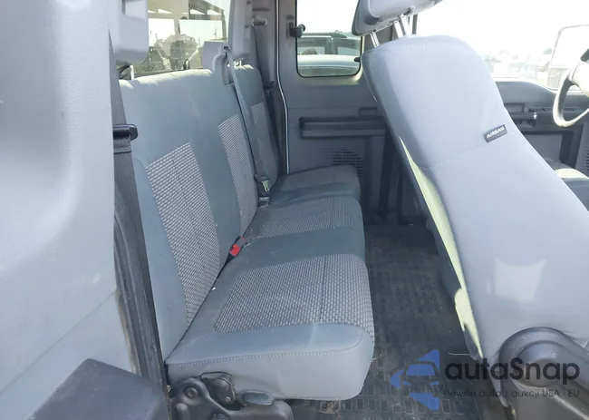 1FT7X2B68DEB05191: 44456639