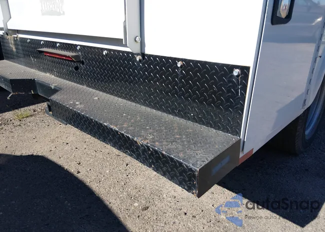 1FDRF3G68GEC86660: 44457861