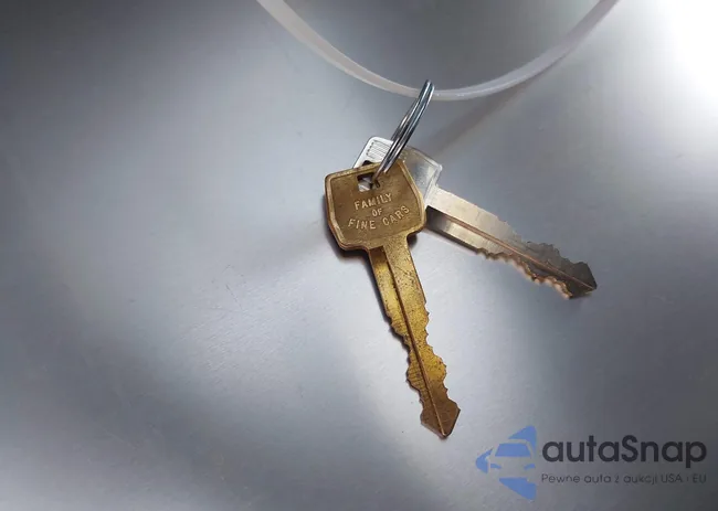 1LNLM82F2LY652380: 44457988