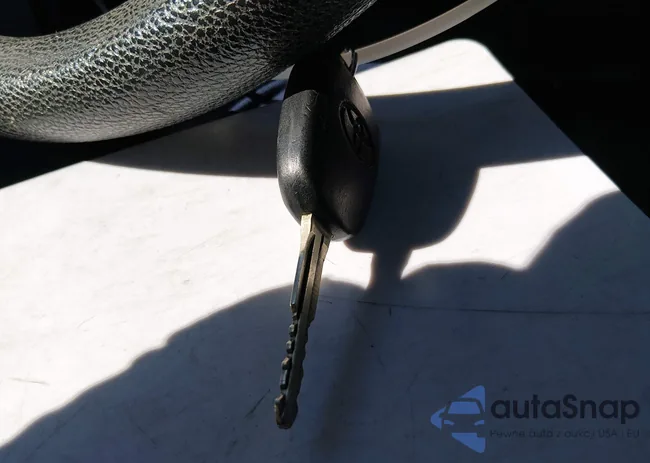 2T1BURHE7HC792439: 44458061