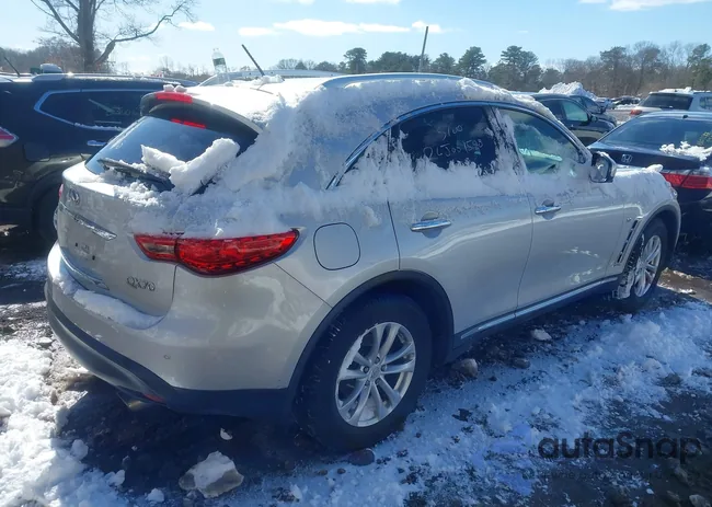 JN8CS1MW7EM410892: 44458193