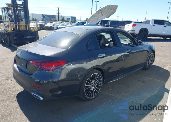 W1KAF4GB6PR102447: 44458229