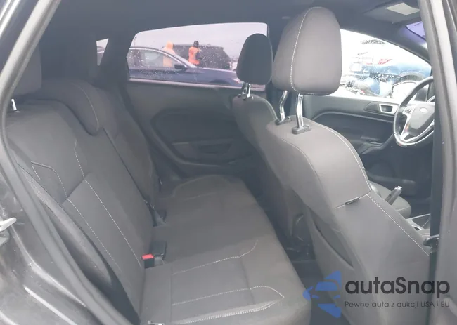 3FADP4GXXJM135272: 44458241