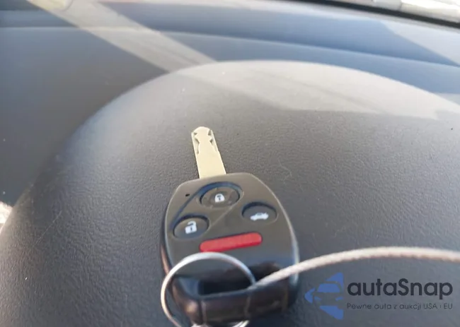 1HGCM66497A060153: 44458311