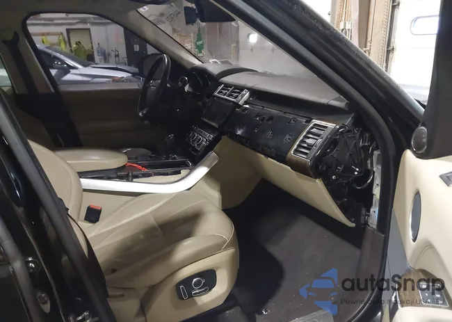 SALWR2VF7GA562600: 44457421