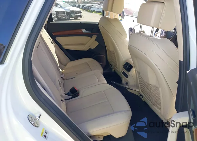 WA1E2AFY3M2043058: 44457623