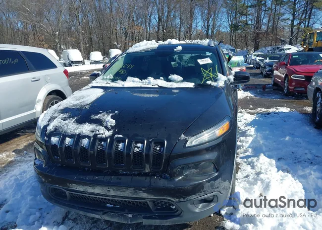 1C4PJLCBXFW565839: 44458934