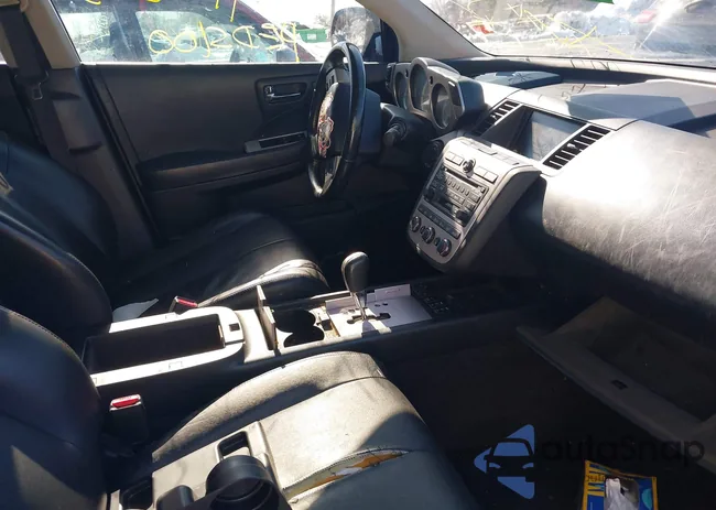 JN8AZ08W17W607877: 44458937