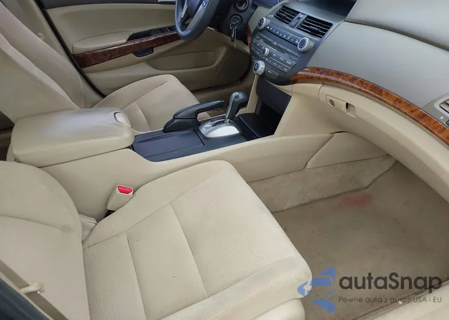 1HGCP2F78AA085305: 44459057