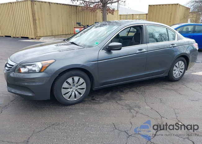 1HGCP2F32CA167935: 44459058