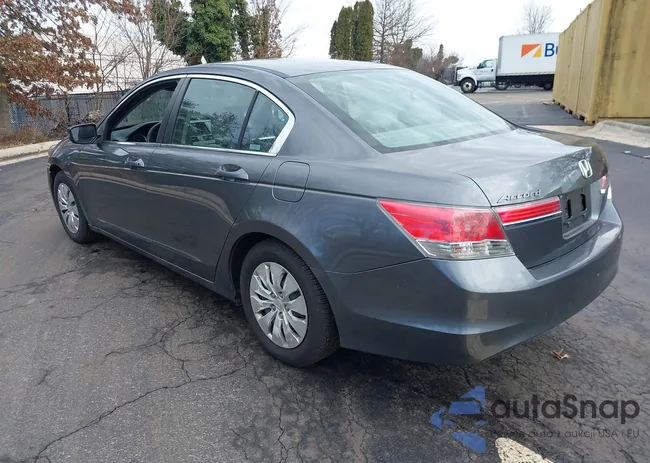 1HGCP2F32CA167935: 44459058