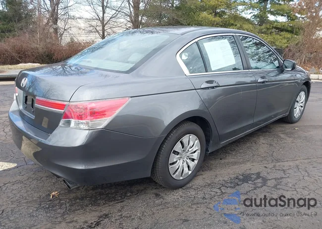 1HGCP2F32CA167935: 44459058