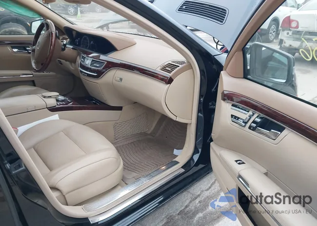 WDDNG8GB3AA325475: 44459156