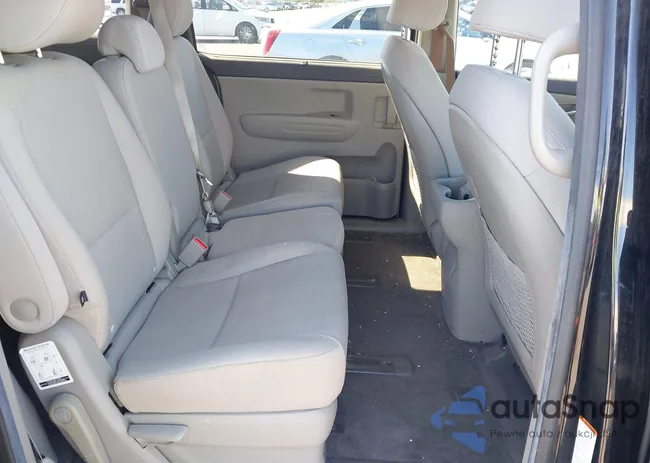 KNDMB5C17G6091563: 44459321