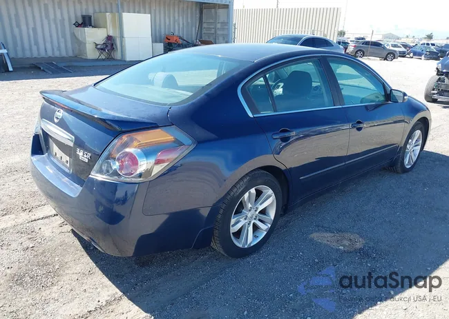 1N4BL2AP9BN429396: 44459322