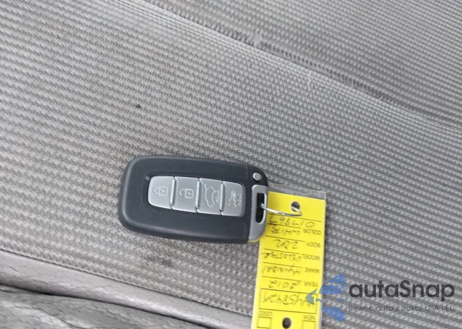 KMHTC6AD2CU017867: 44458429