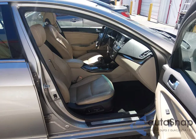 KNALN4D76E5152353: 44458442