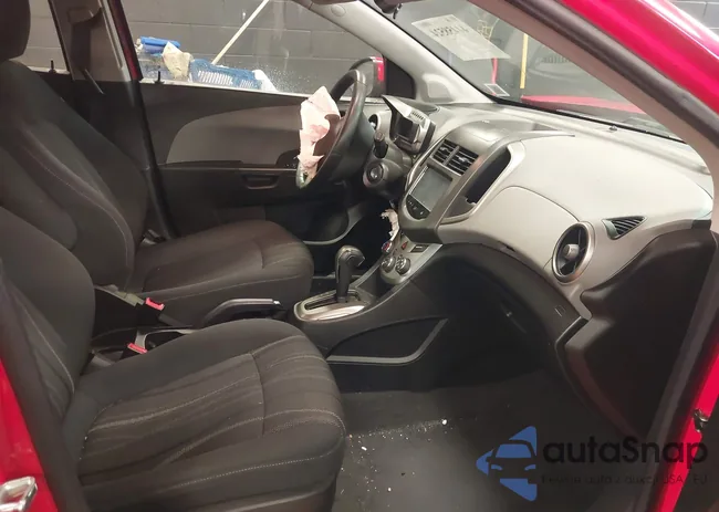 1G1JC6SG1G4144015: 44458524