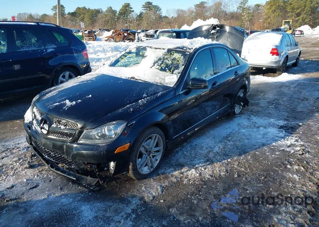 WDDGF8AB5ER319351: 44458576