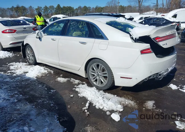 3LN6L2LU9ER807762: 44458681