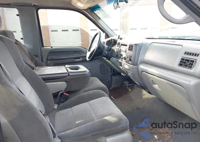 1FTNX21F82EC44193: 44459779