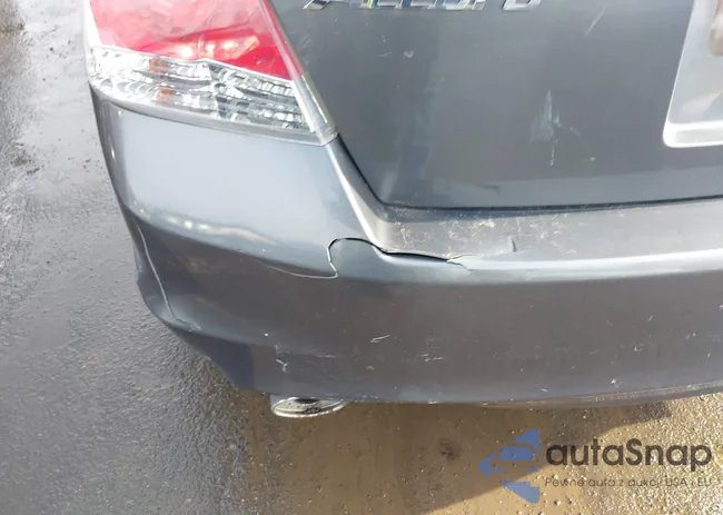 1HGCP3F85AA020846: 44459841