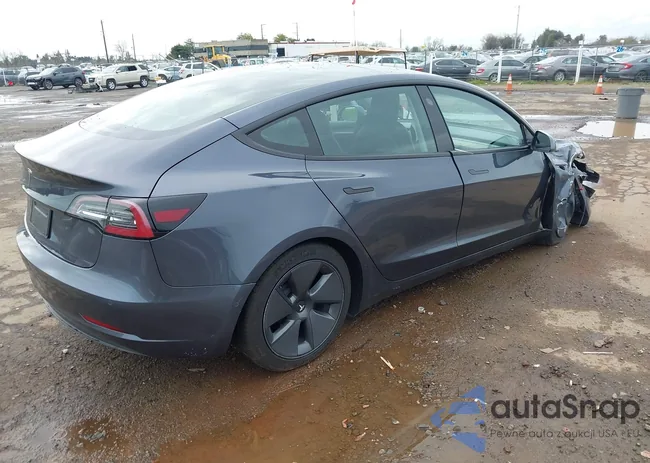 5YJ3E1EA6NF106807: 44459934