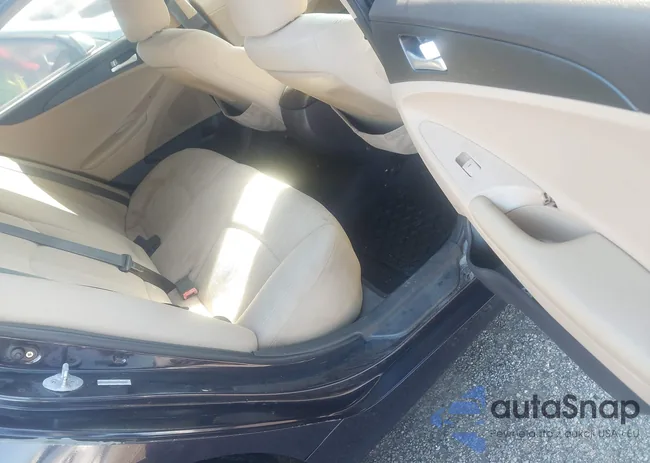 KNAFK4A68G5590019: 44459960