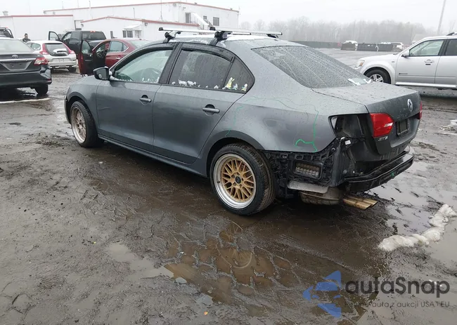 3VW2K7AJ3BM020548: 44459998