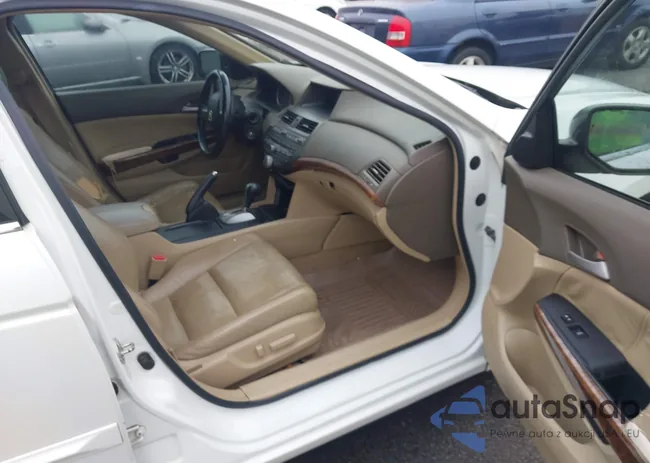 1HGCP36848A025319: 44460129