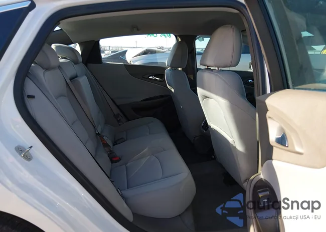 1G1ZD5ST5PF116620: 44460157