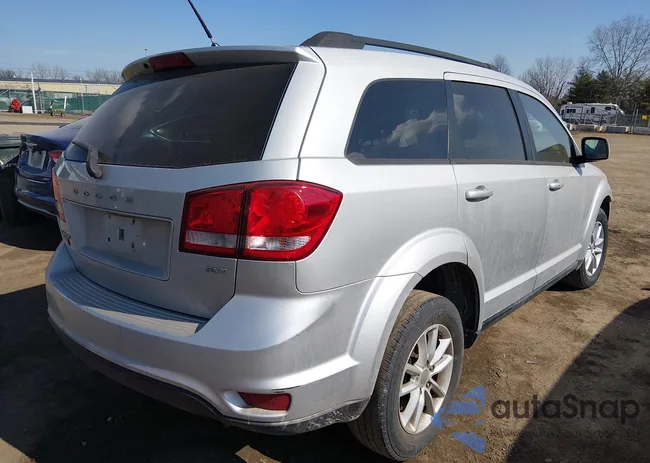 3C4PDCBBXET101382: 44460195