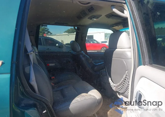 1GNEK13R2YR156863: 44460259