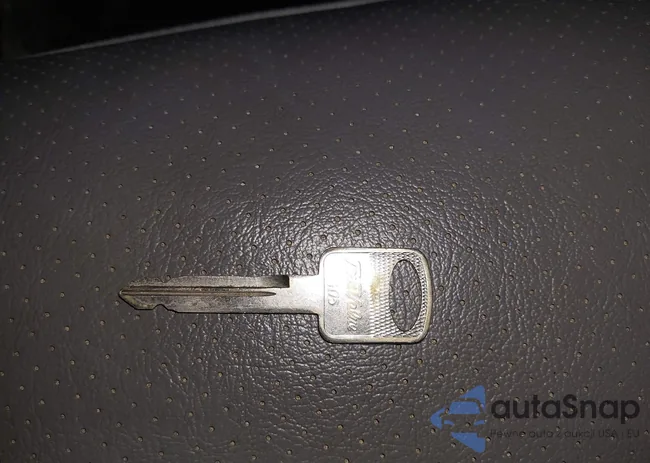 1FTRF2768WNB61509: 44460282