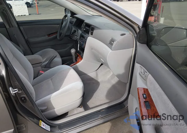 1NXBR30E48Z992204: 44460330