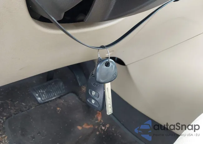 KMHCU4AE8CU136999: 44459371